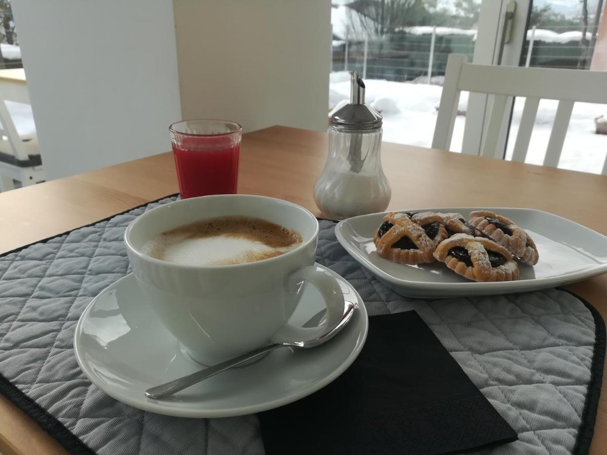 Bed And Breakfast Anna Isera Εξωτερικό φωτογραφία