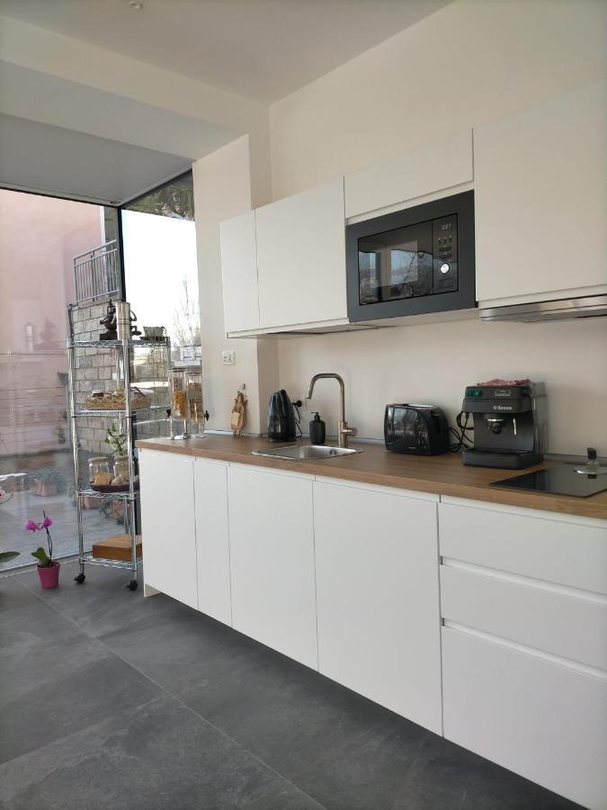 Bed And Breakfast Anna Isera Εξωτερικό φωτογραφία